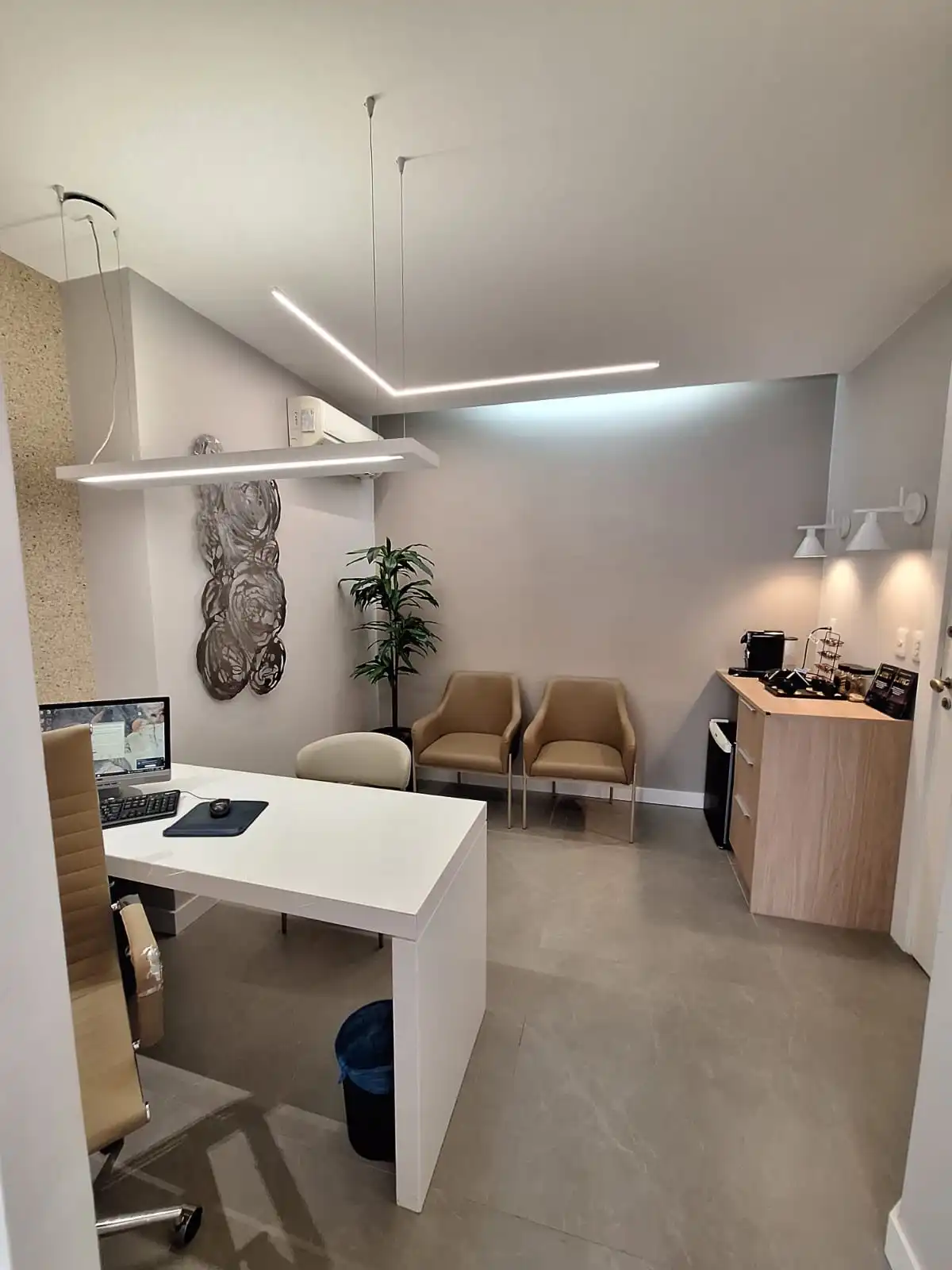 Interior do consultório em Vitória
